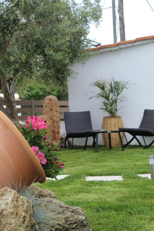 Azure Bliss Suites Nikiti  Dış mekan fotoğraf