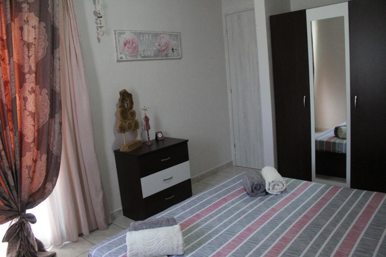 Azure Bliss Suites Nikiti  Dış mekan fotoğraf