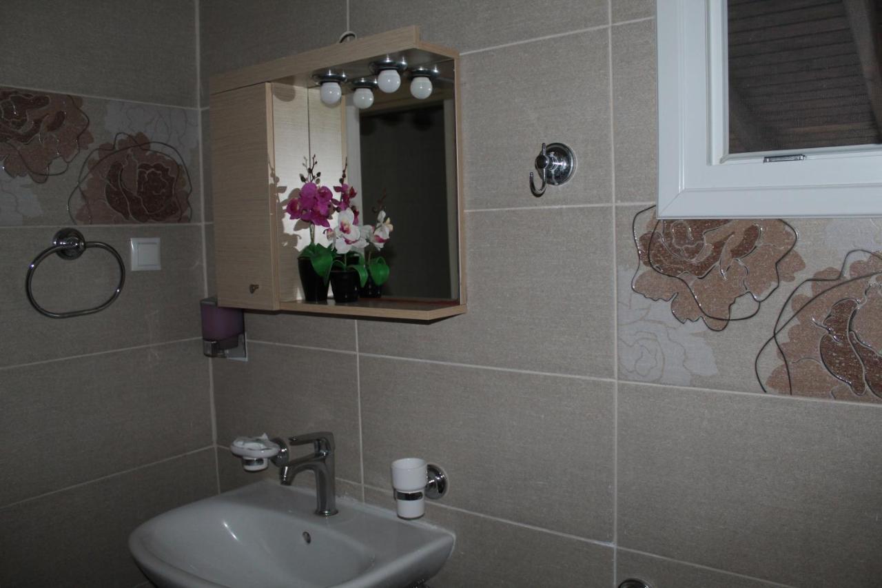 Azure Bliss Suites Nikiti  Dış mekan fotoğraf