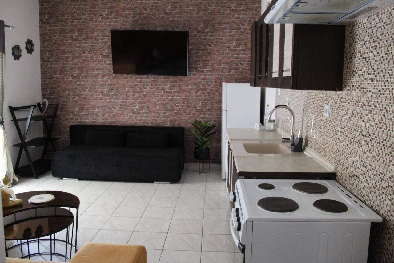 Azure Bliss Suites Nikiti  Dış mekan fotoğraf