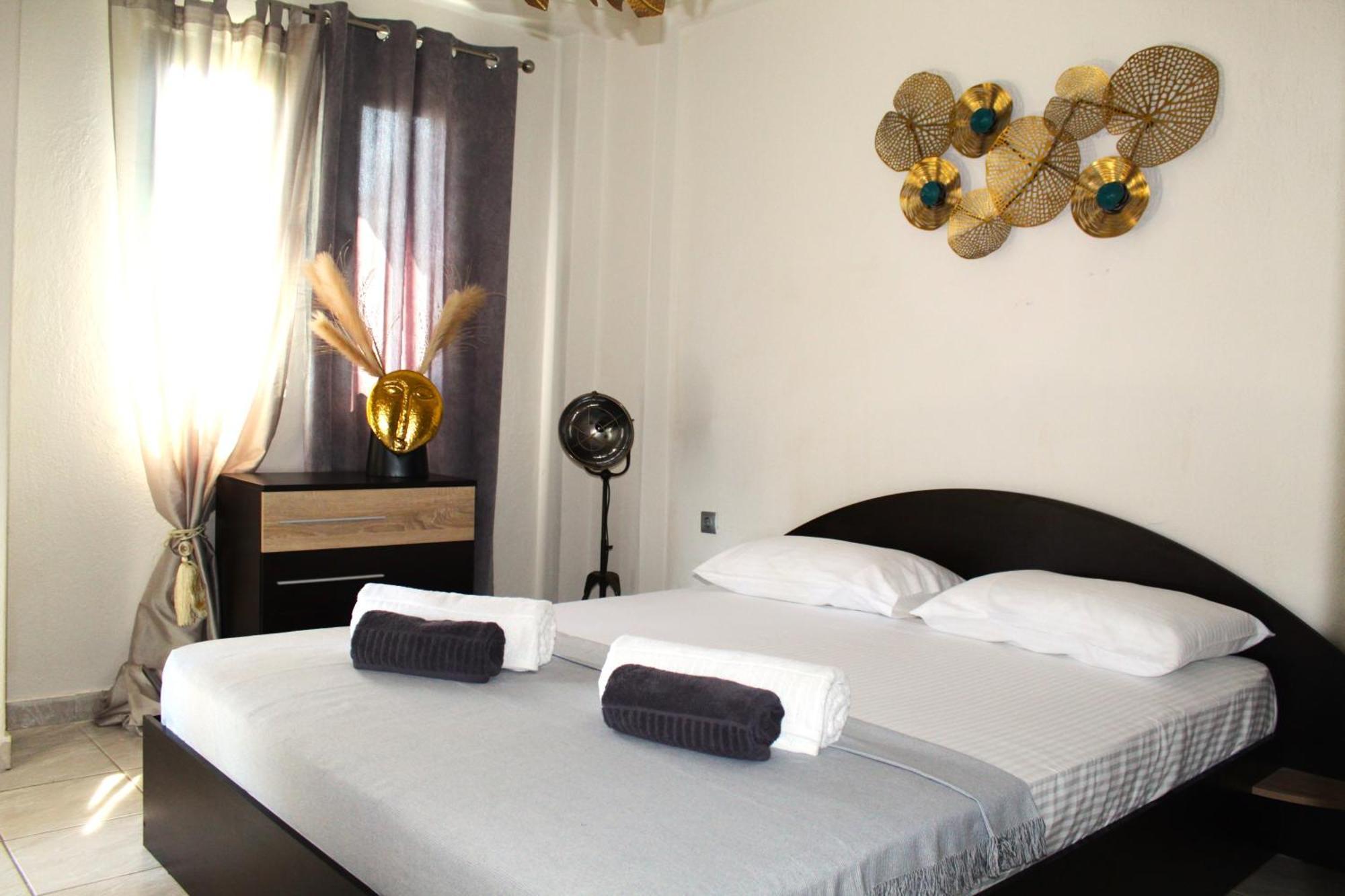 Azure Bliss Suites Nikiti  Dış mekan fotoğraf
